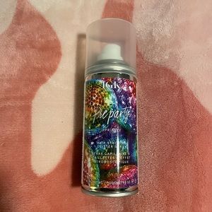 New IGK PreParty Hair Glitter Spray